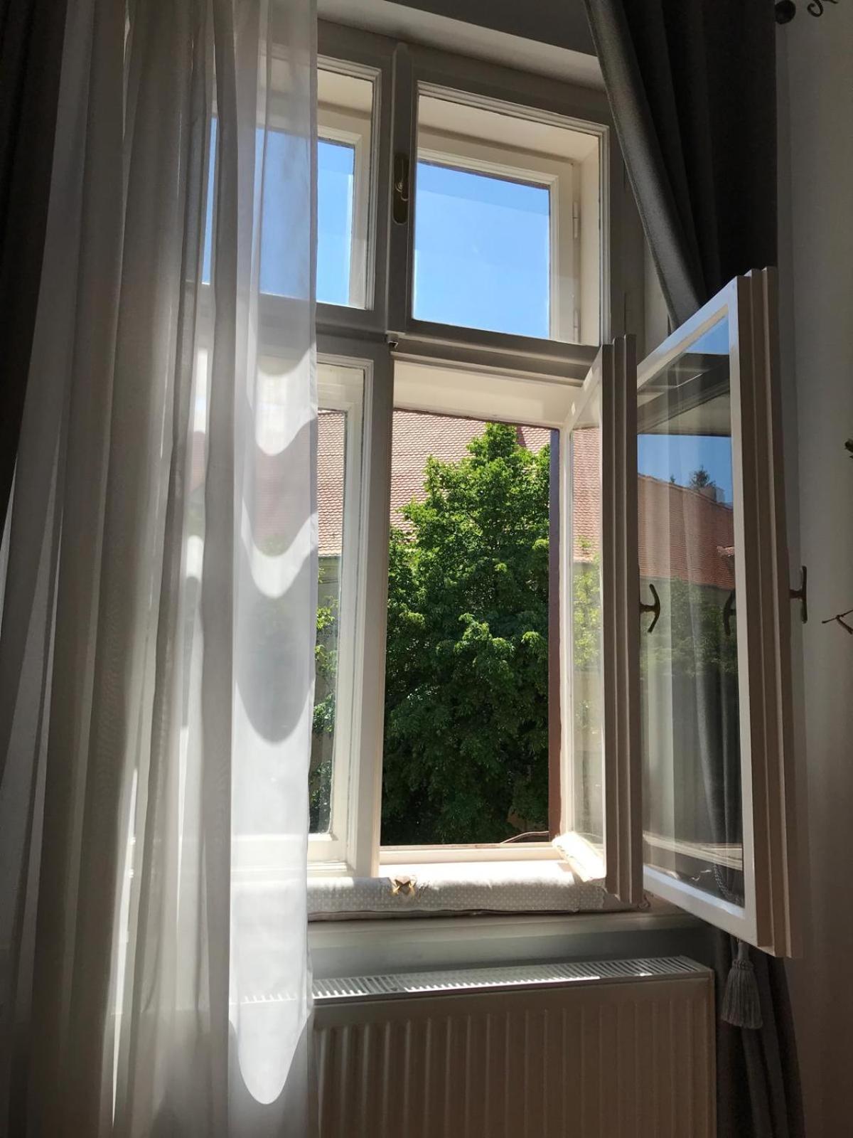 Residence Piata Armelor Sibiu Exteriér fotografie