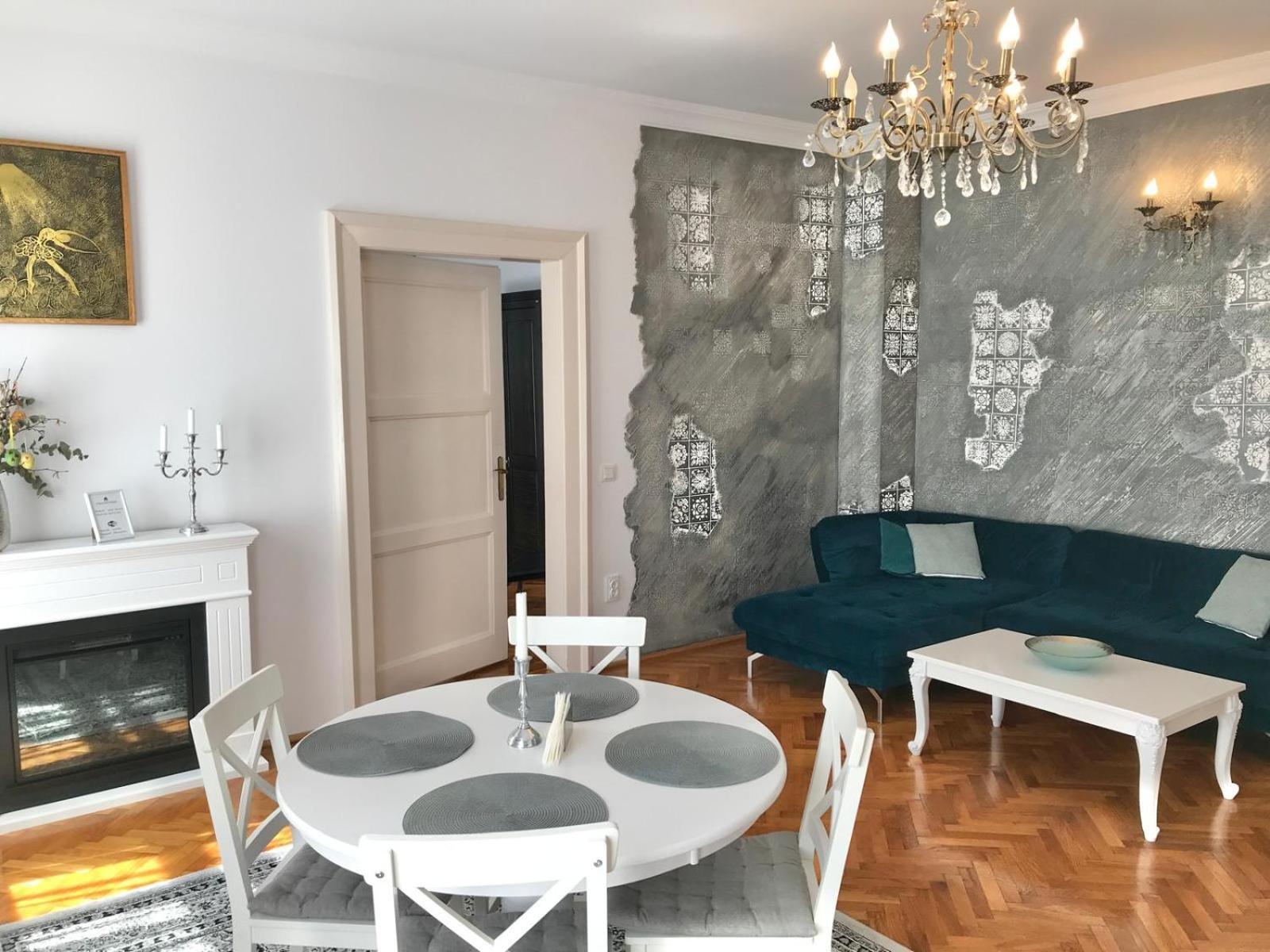 Residence Piata Armelor Sibiu Exteriér fotografie