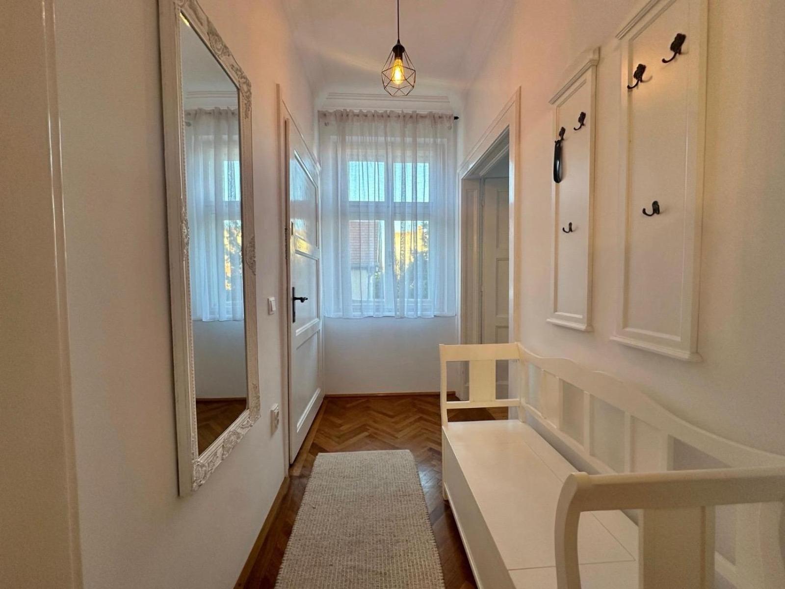 Residence Piata Armelor Sibiu Exteriér fotografie